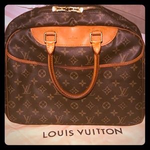 Louis Vuitton Deauville